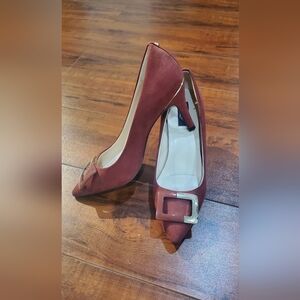 Jones New York Burgundy Heels with Stylish Buckle